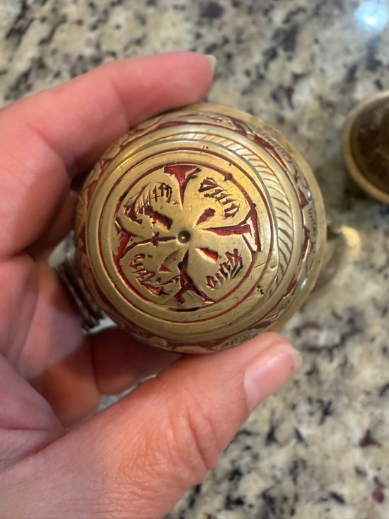 Vintage Indian Brass Elephant Claw Bells (Set of 3) - Picture 4 of 10